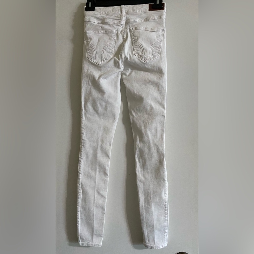 Hollister White Ripped Skinny Jeans - Picture 3 of 12